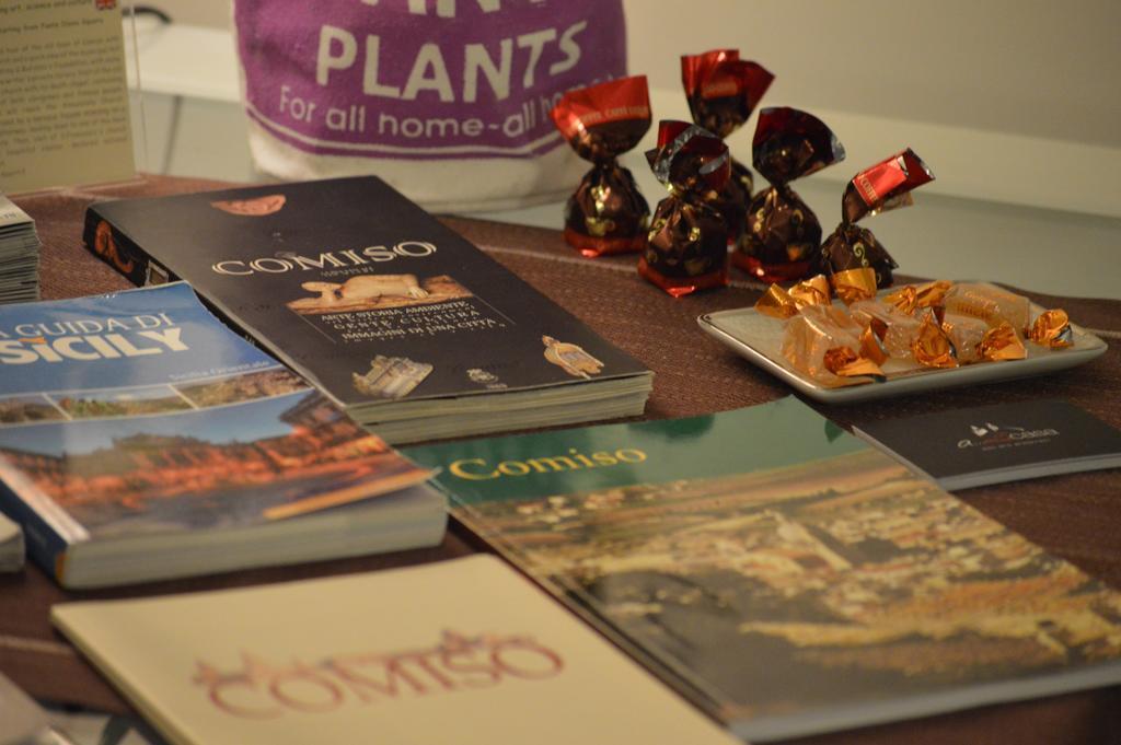 A Mo Casa Bed & Breakfast Comiso Luaran gambar
