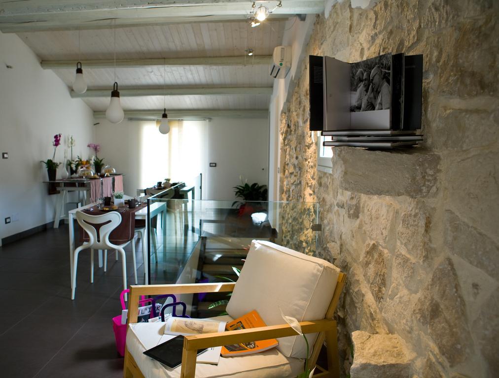 A Mo Casa Bed & Breakfast Comiso Luaran gambar